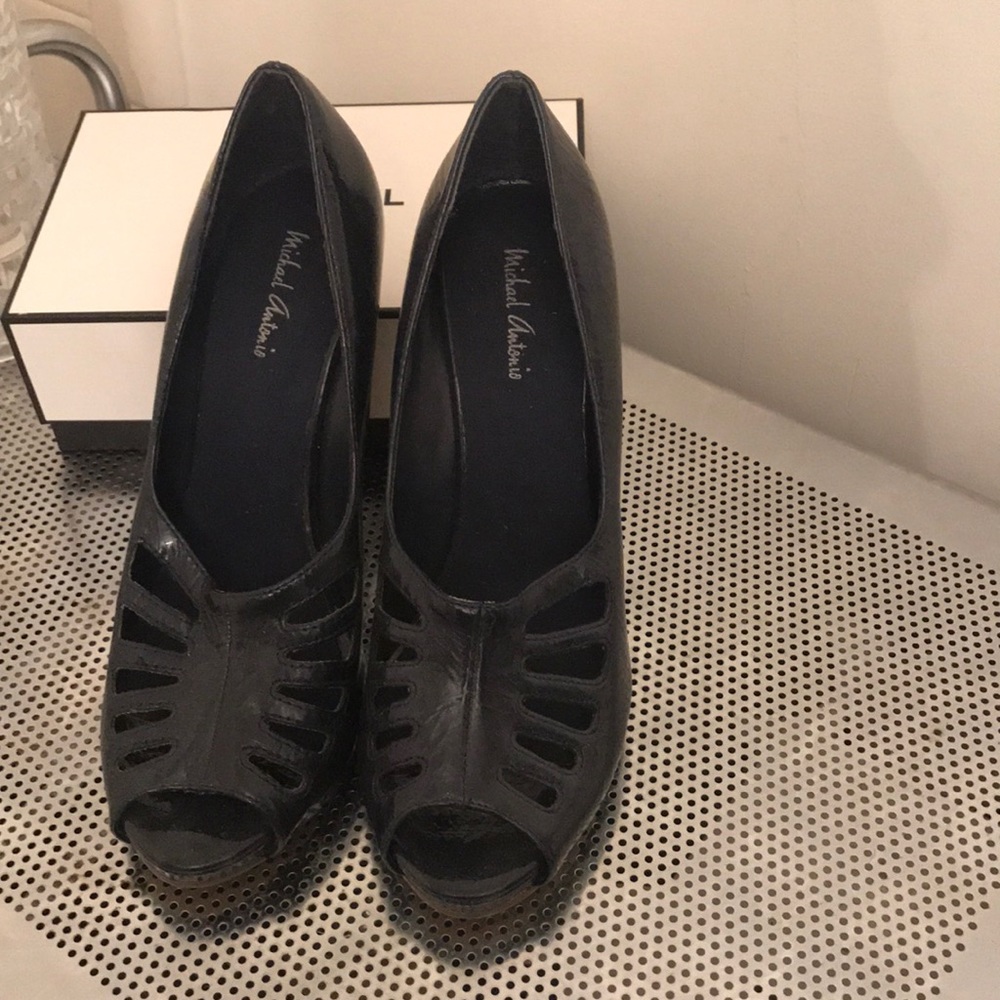 Michael Antonio Heels
